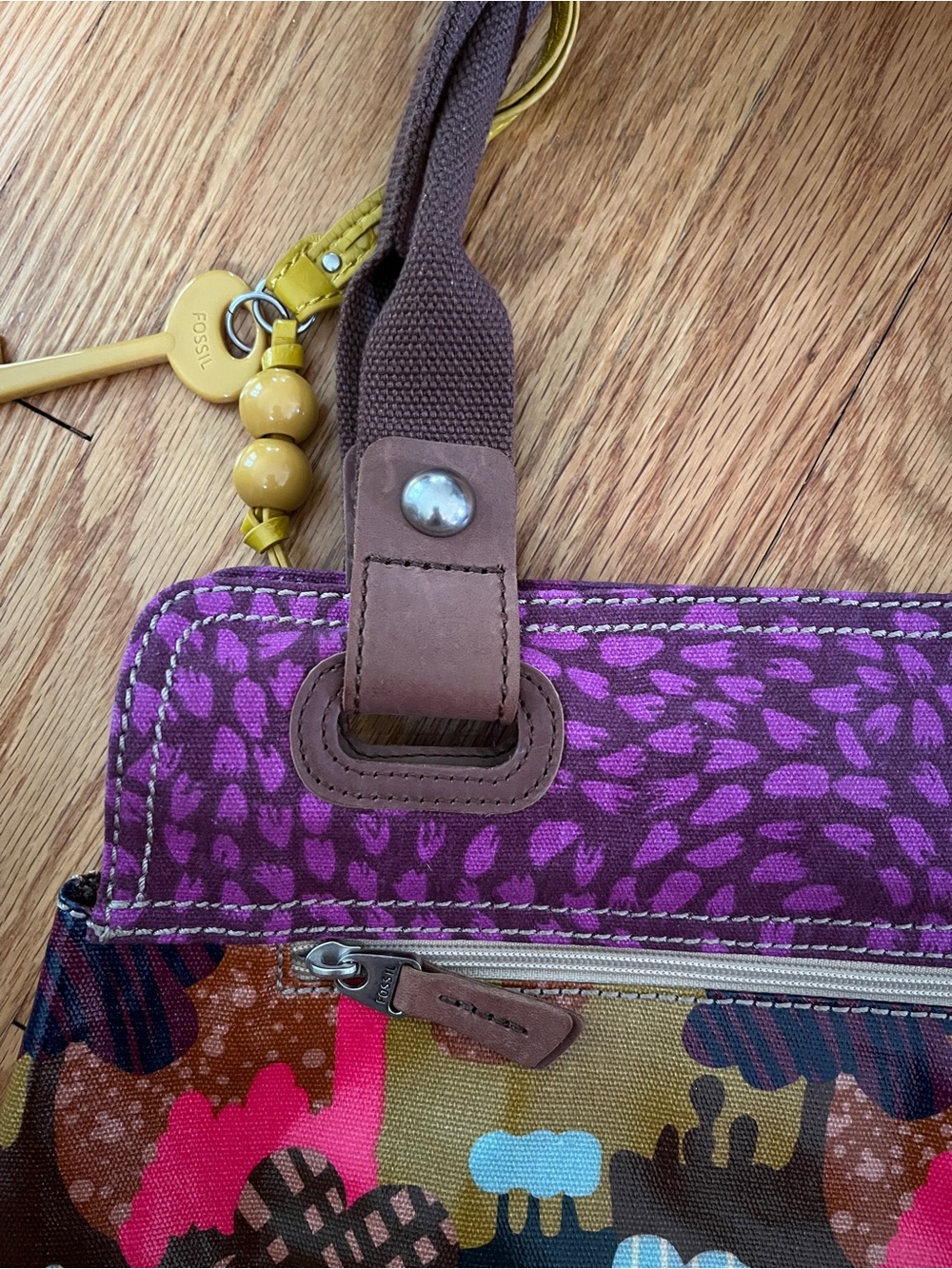 Fossil Ket-Pur Multicolor Patterned Shoulder Bag with Purple and Brown Accents - Picture 2 of 5